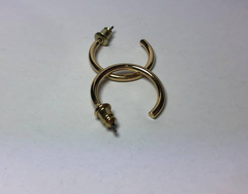 گوشواره میخی برند accessories