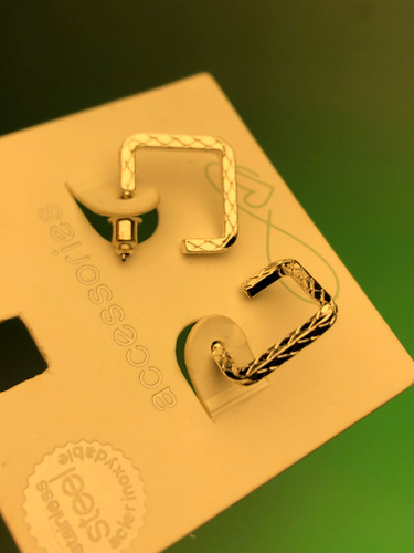 گوشواره استیل |اکسسوری شیک|گوشواره مربع نقره ای |گوشواره ضدحساسیت|گوشواره ترند|گوشواره بینظیر