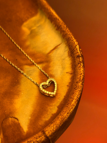 گردنبند الماس قلب باز|گردن بند قلبی نگینی|گردنبند پینترستی|گردنبند پرنسسی|ترند|دخترانه|هدیه