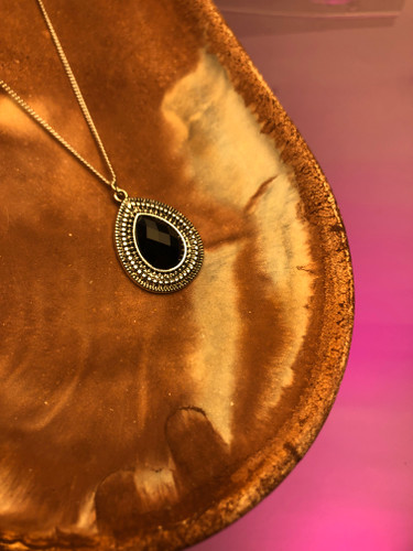 گردنبند بلند رولباسی|گردنبد اشک نگین دار|گردنبند اشک مشکی|رولباسی خاص|هدیه|گردنبند ترند