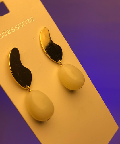 گوشواره سفید طلایی،گوشواره مروارید مشابه پرورشی😍گوشواره مجلسی مهمانی،گوشواره پینترستی ترند،گوشواره کیوت،کادو تولد،هدیه،مناسبت ،گوشواره پرنسسی