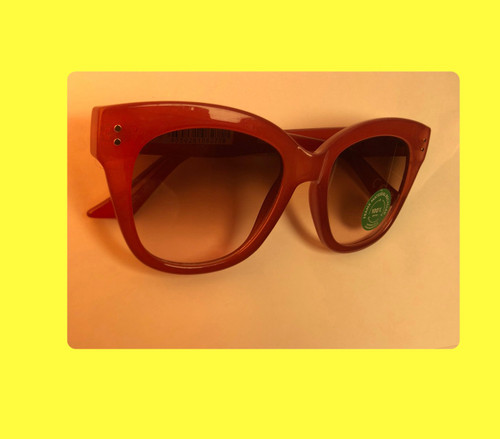 عینک آفتابی زنانه بزرگ اصلی اورجینال خارجی بارکد دار|عینک صورتی|عینک آفتابی uv 400 اورجینال|عینک آفتابی اصلی اروپایی برند|عینک استوک اروپایی دخترانه فریم صورتی