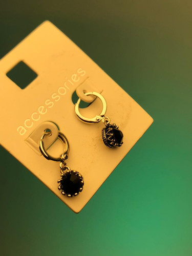 گوشواره مشکی آویز|گوشواره زنانه |گوشواره دخترانه|گوشواره سنگ مشکی|گوشواره ترند|گوشواره اقتصادی|گوشواره ۸۹تومنی